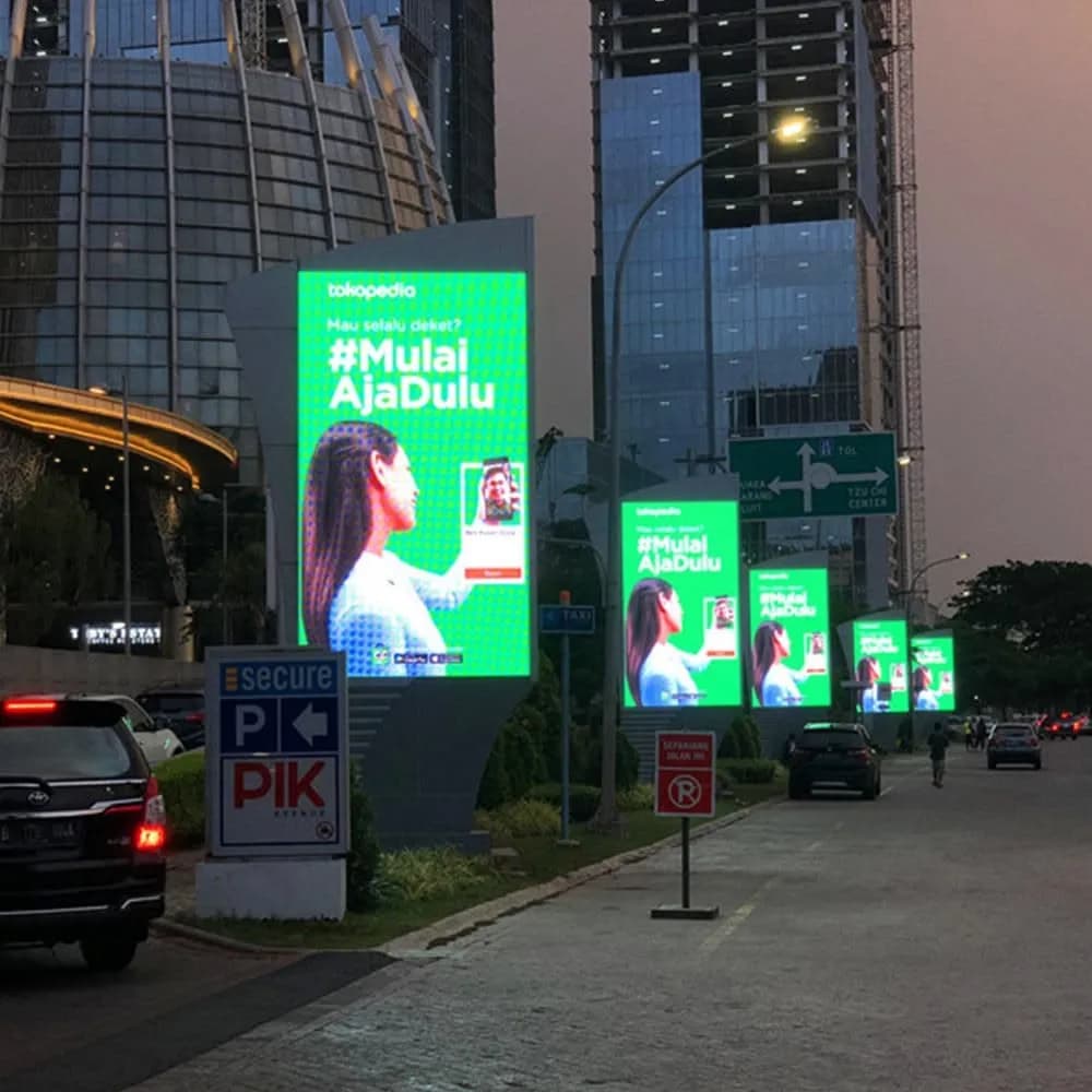 LED Digital Signs thumbnail 3