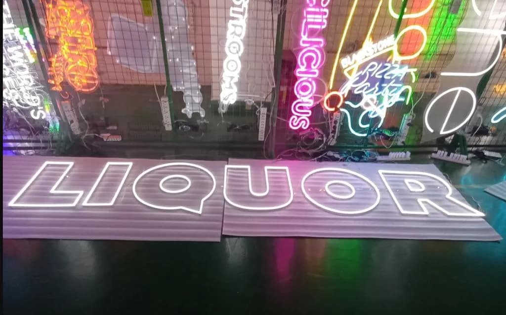 LED / Neon Signs thumbnail 2